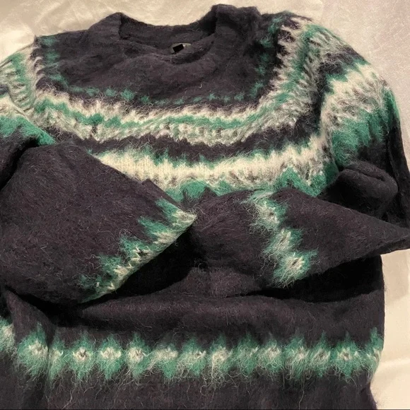 J. Crew Black and Green Crewneck Sweater - Picture 4 of 8